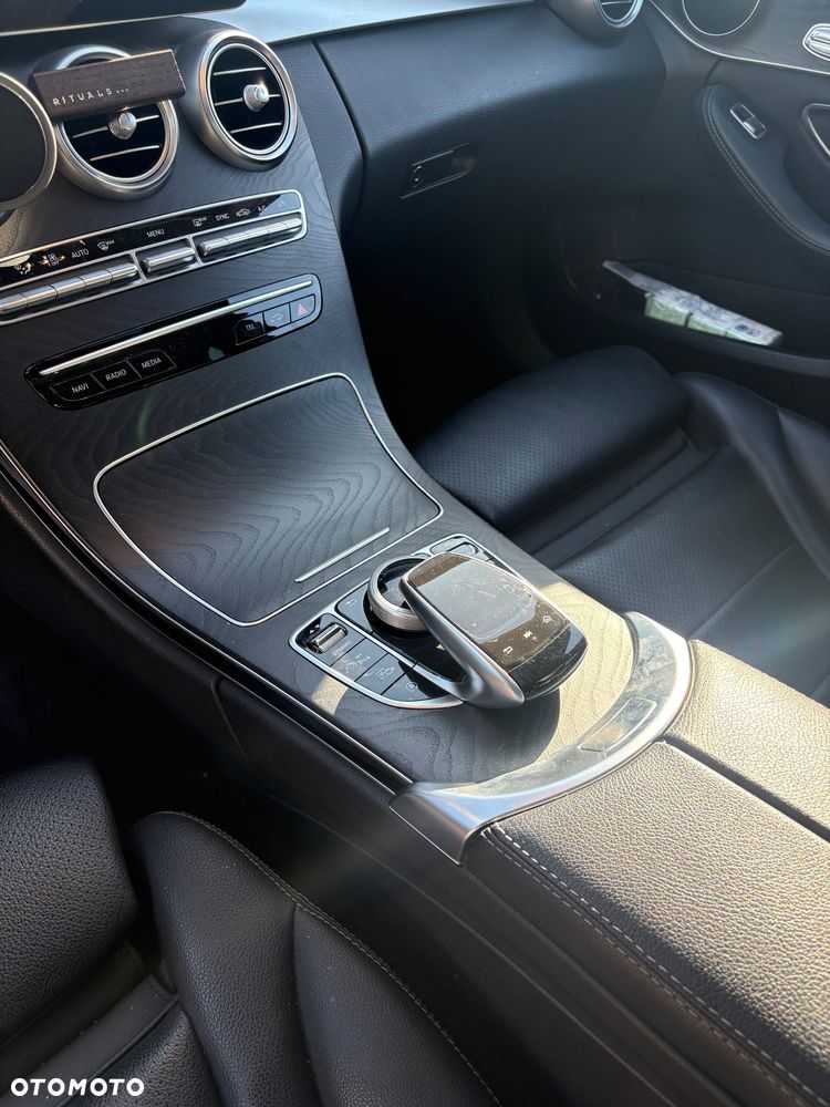 Mercedes-Benz Klasa C 220 d 9G-TRONIC AMG Line - 29