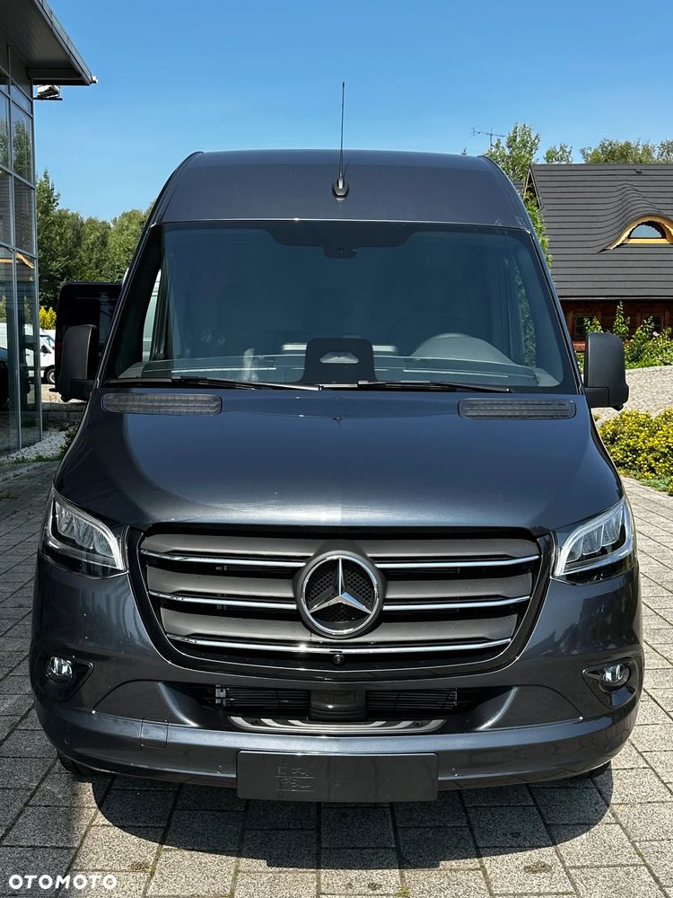 Mercedes-Benz Sprinter - 4