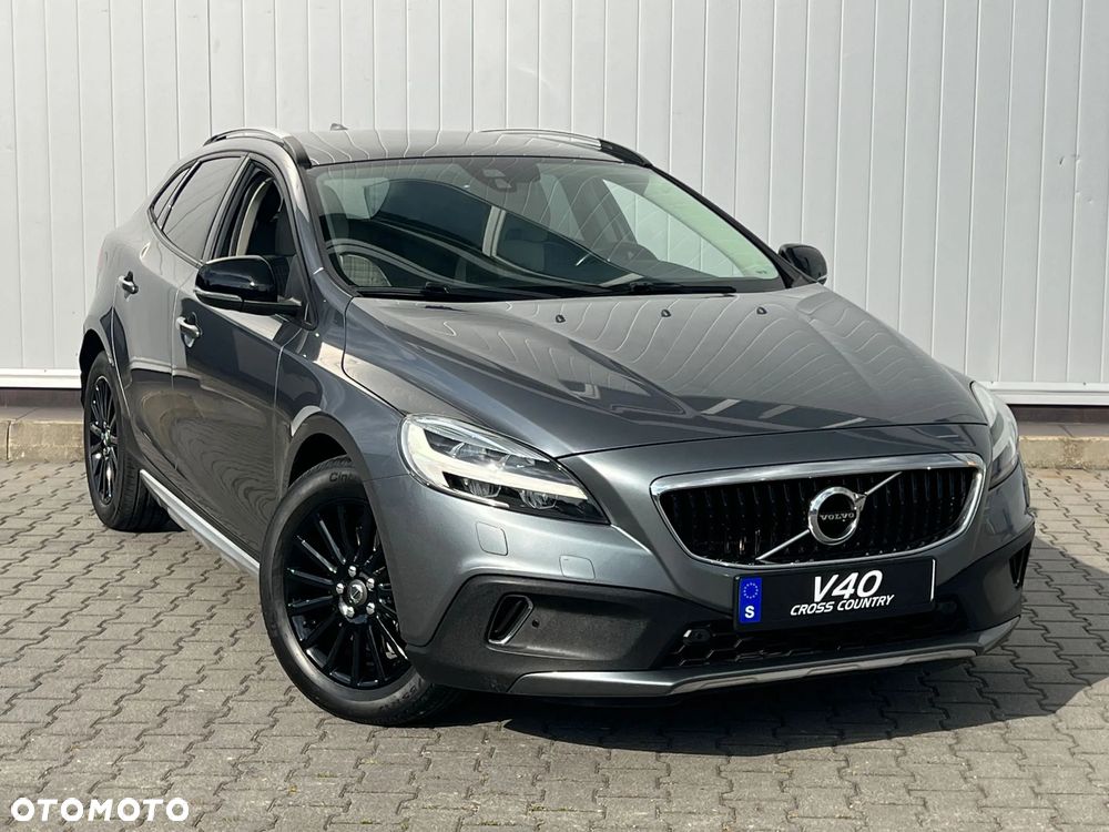 Volvo V40 Cross Country - 21
