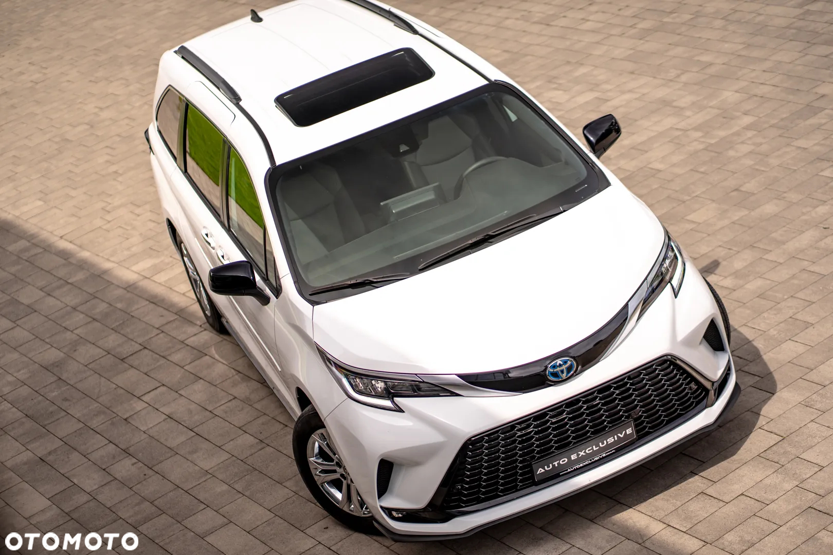 Toyota Sienna - 10