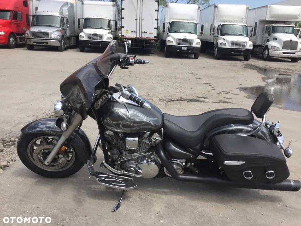 Yamaha Road Star - 2