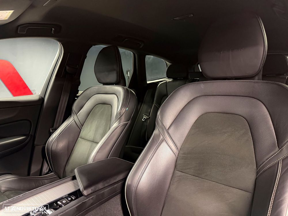 Volvo XC 60 2.0 B5 R-Design AWD - 10