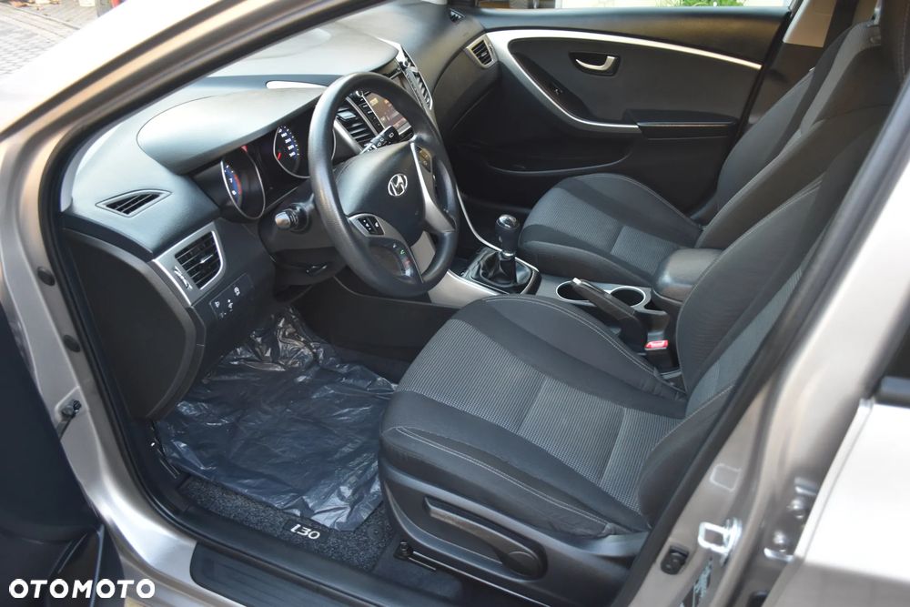 Hyundai i30 - 19