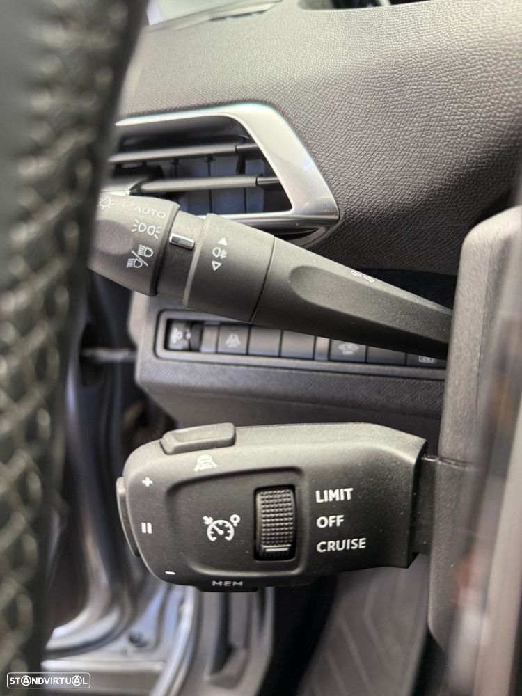 Peugeot 5008 1.5 BlueHDi Active Pack - 18