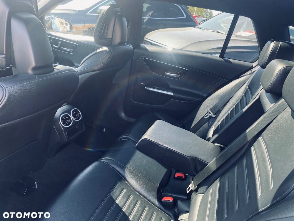Mercedes-Benz Klasa C 220 d 9G-TRONIC AMG Line - 24