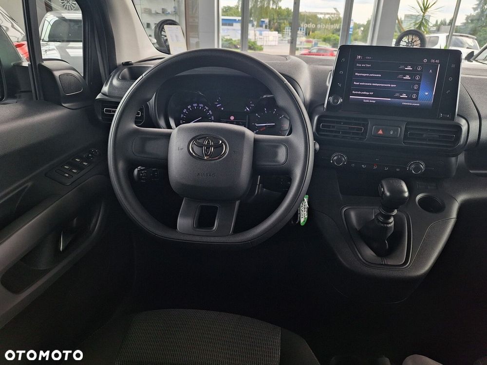 Toyota Proace City Verso 1.2 D-4T Business - 32