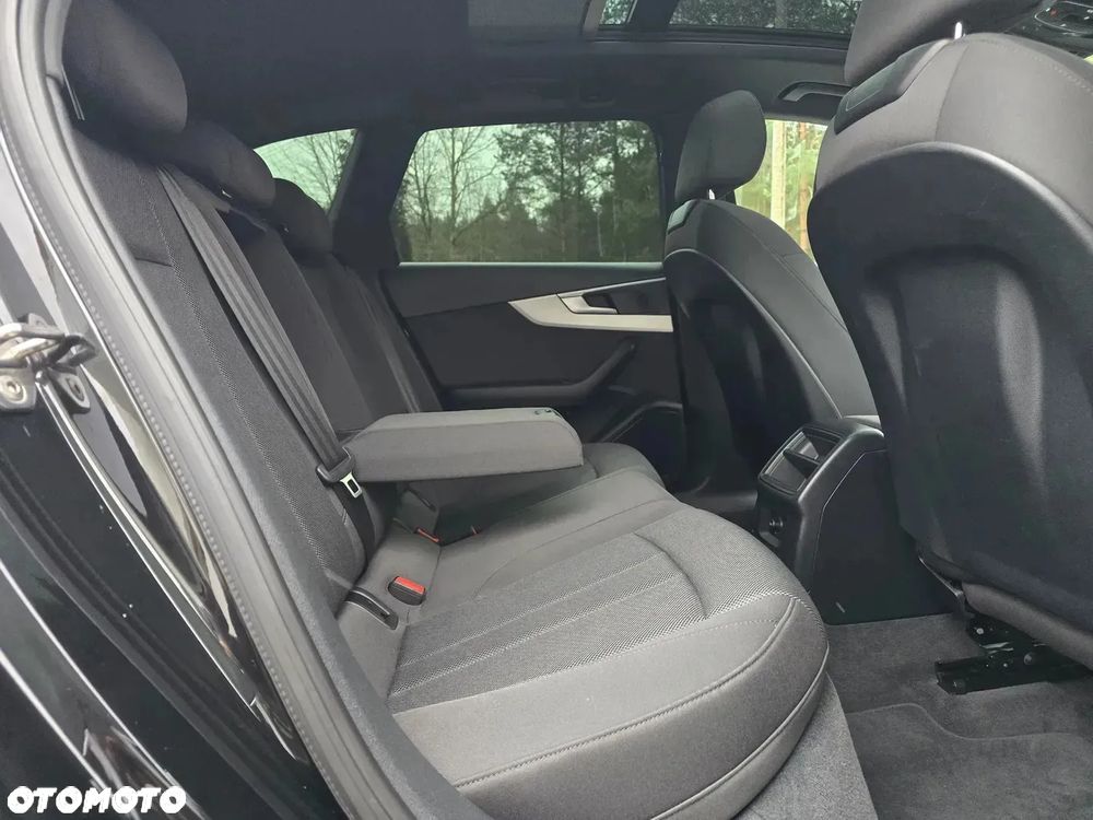 Audi A4 Avant - 30