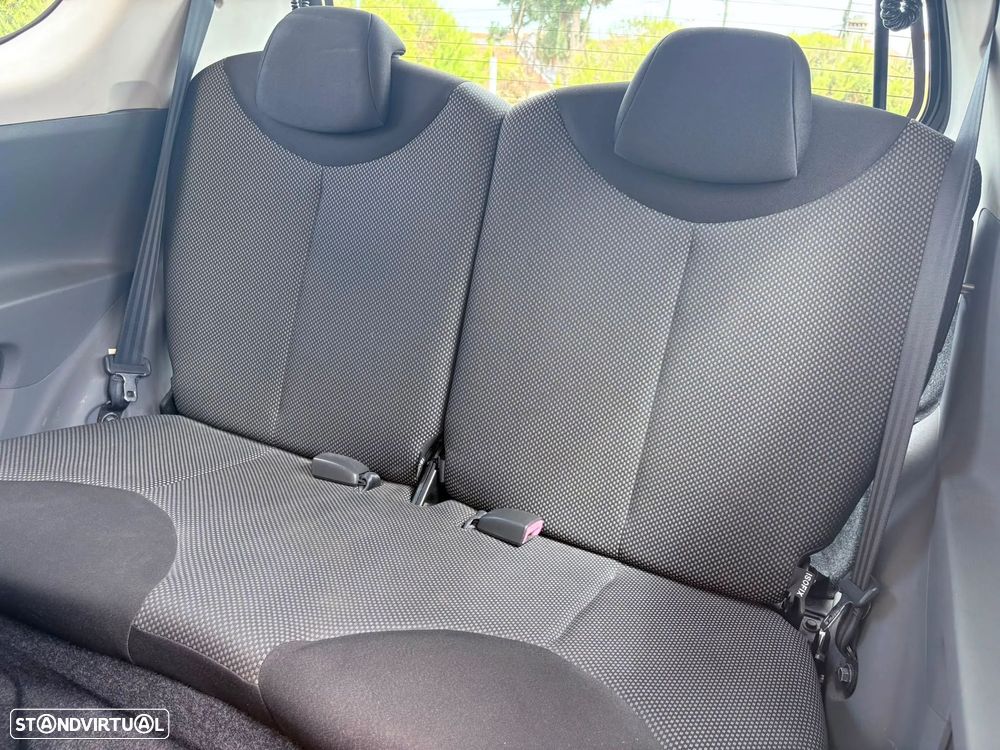 Toyota Aygo City - 7