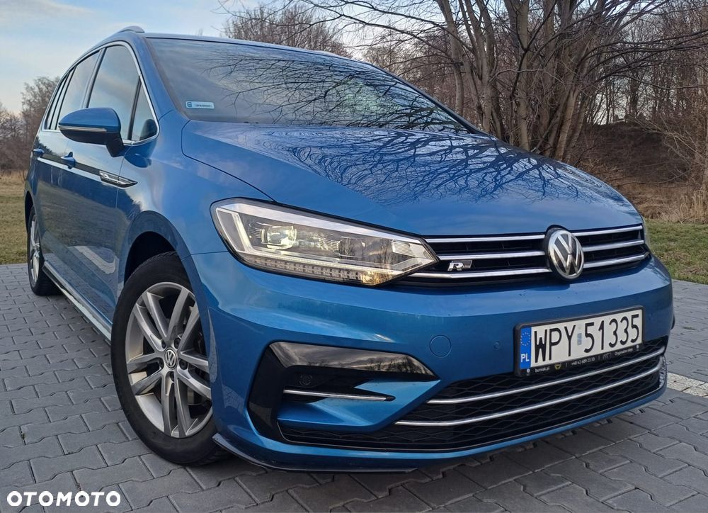 Volkswagen Touran - 1