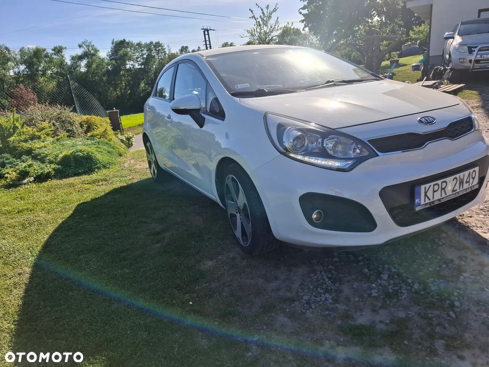 Kia Rio - 5