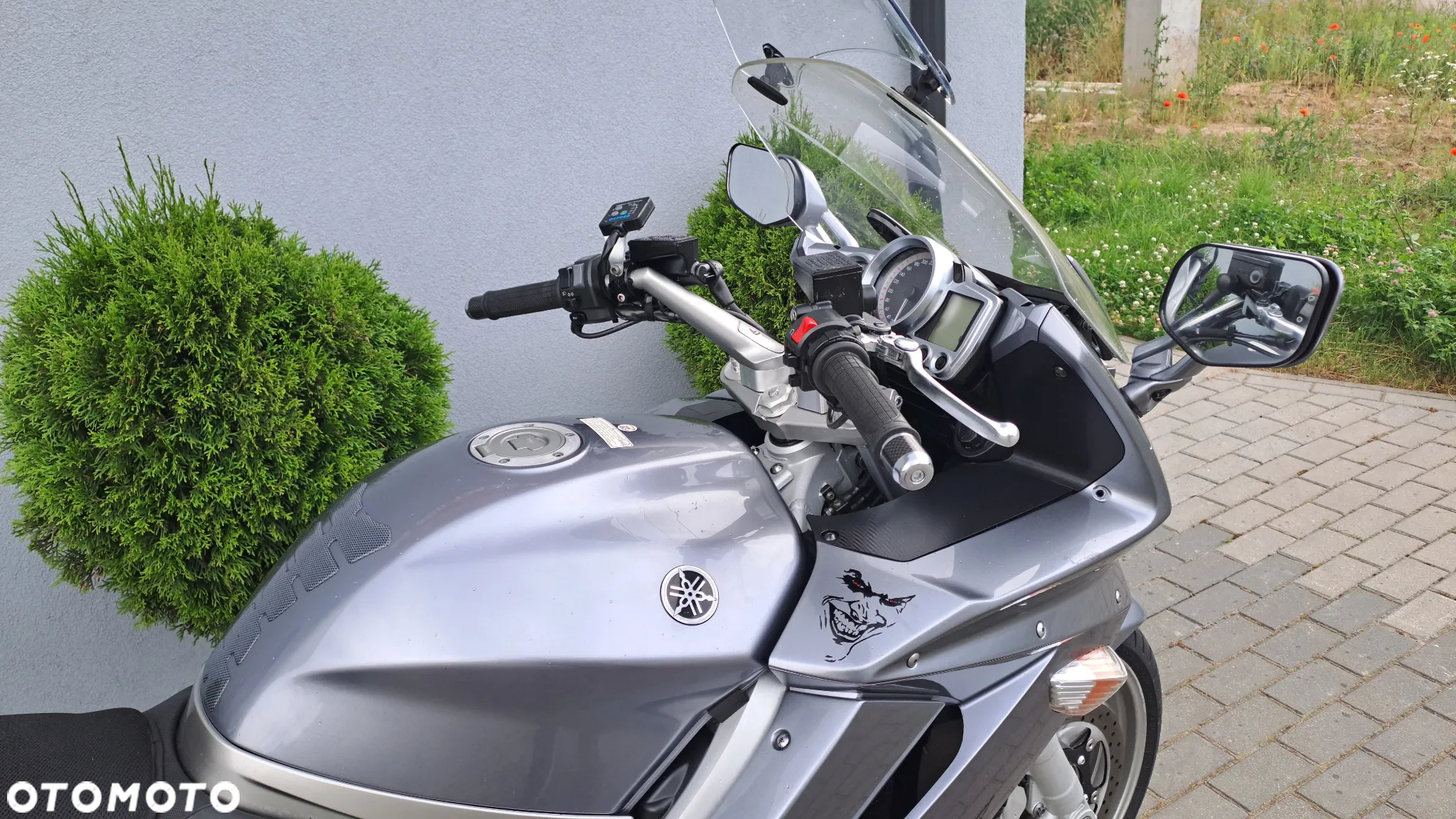 Yamaha FJR - 18