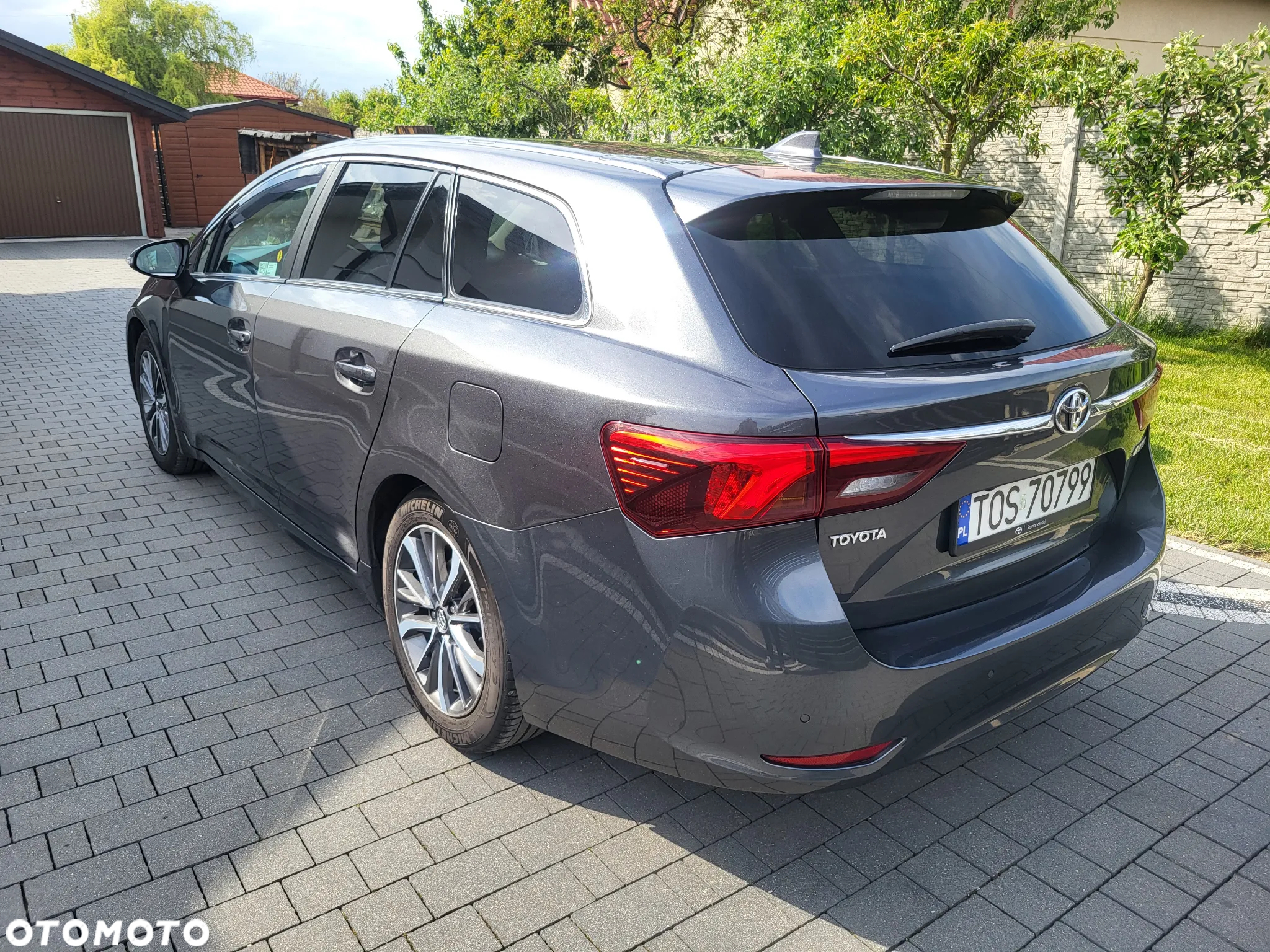 Toyota Avensis 1.8 Prestige MS - 3