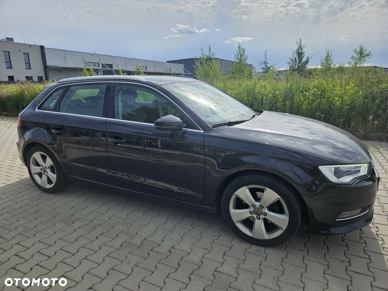 Audi A3 Sportback - 15