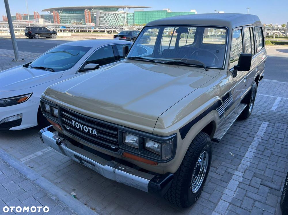 Toyota Land Cruiser RJ70 - 1