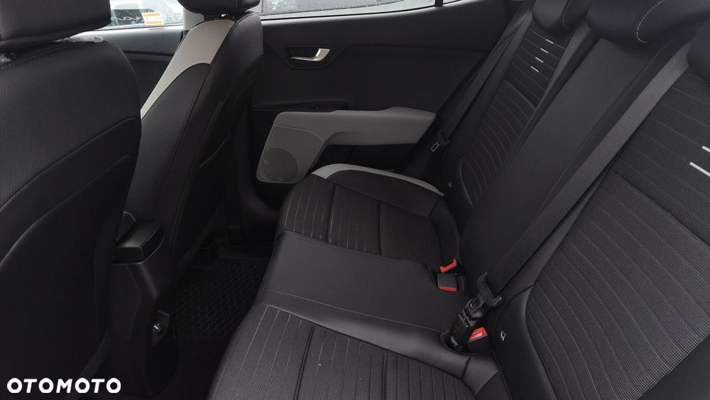 Kia Stonic - 15