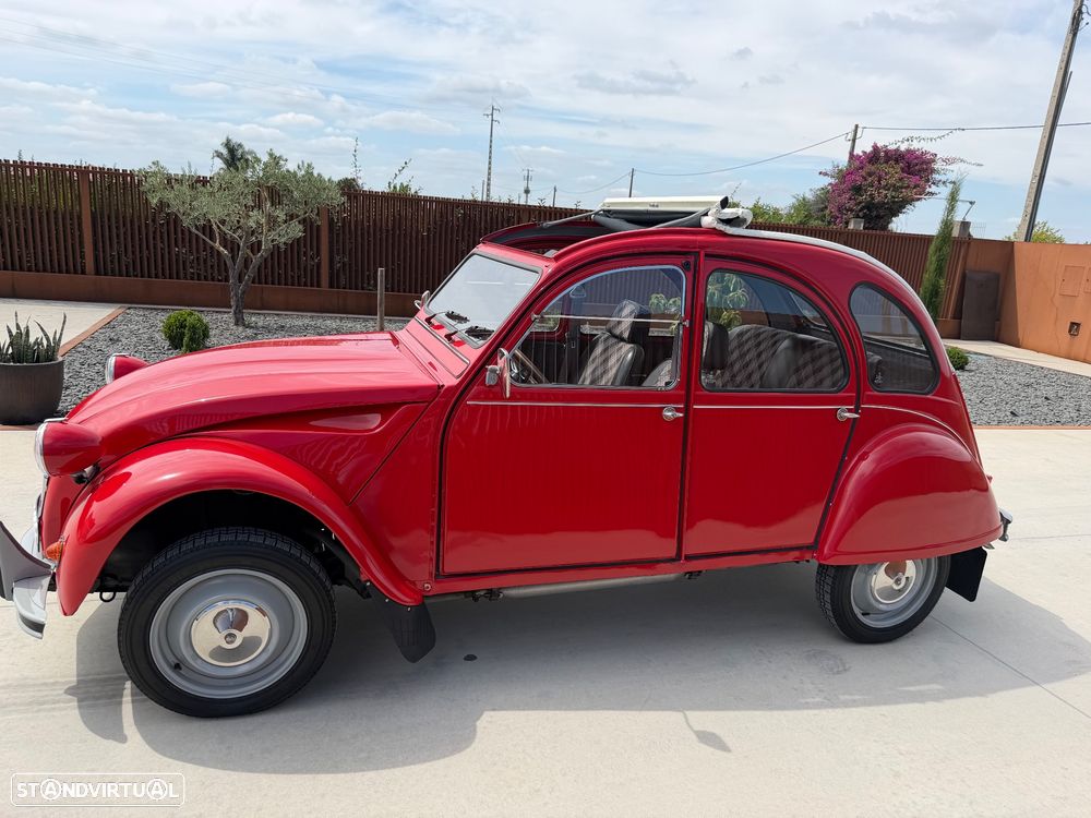 Citroën 2CV - 6