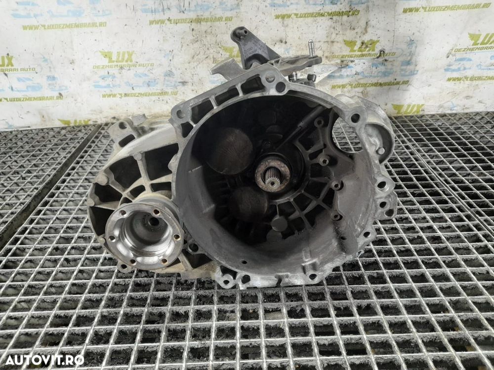 Cutie viteze manuala 6 trepte NFP 2.0 tdi Skoda Octavia 2 [facelift] - 6