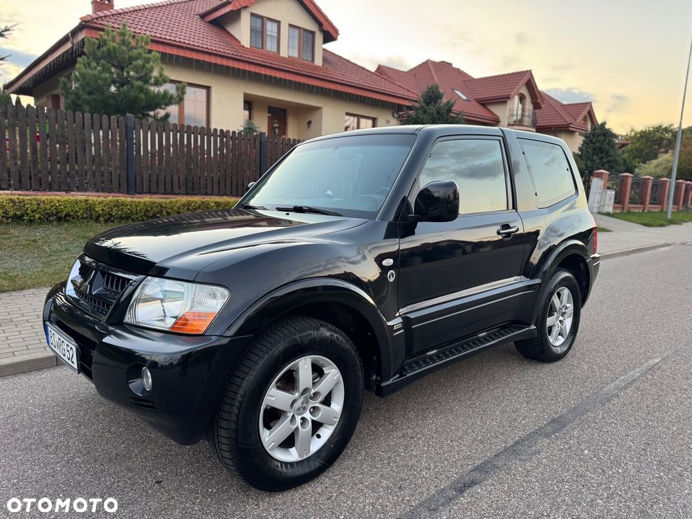 Mitsubishi Pajero 3.2 DI-D Automatik Liberty - 1
