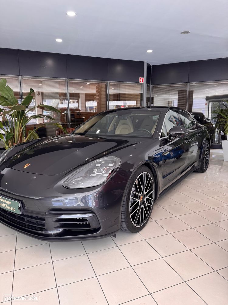 Porsche Panamera - 7