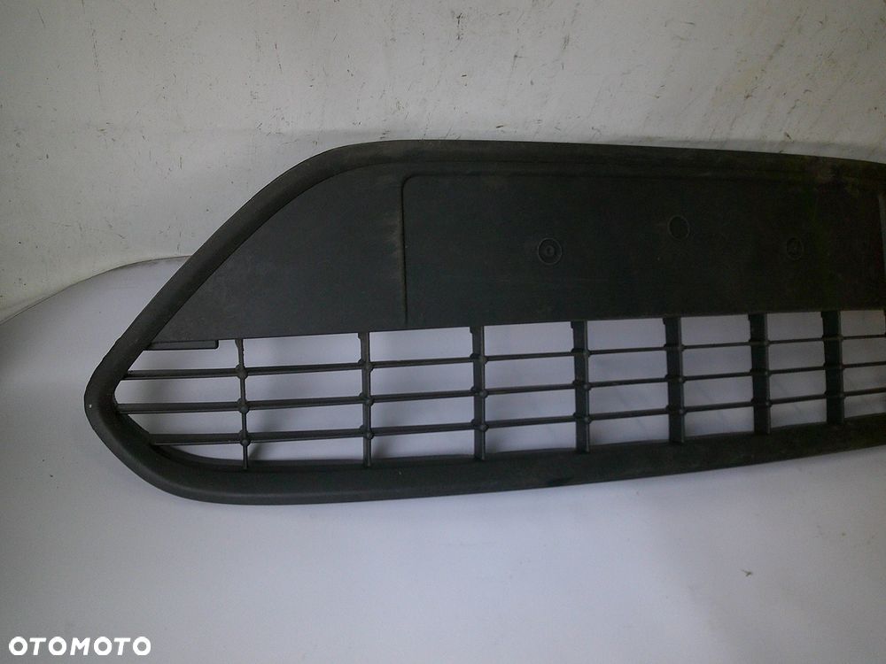 FORD FOCUS MK2 LIFT 08-10R KRATKA ZDERZAKA PRZÓD SRODKOWA OE - 8