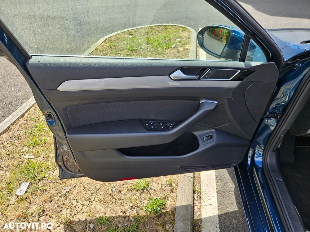 Volkswagen Passat 2.0 TDI SCR DSG Business - 9