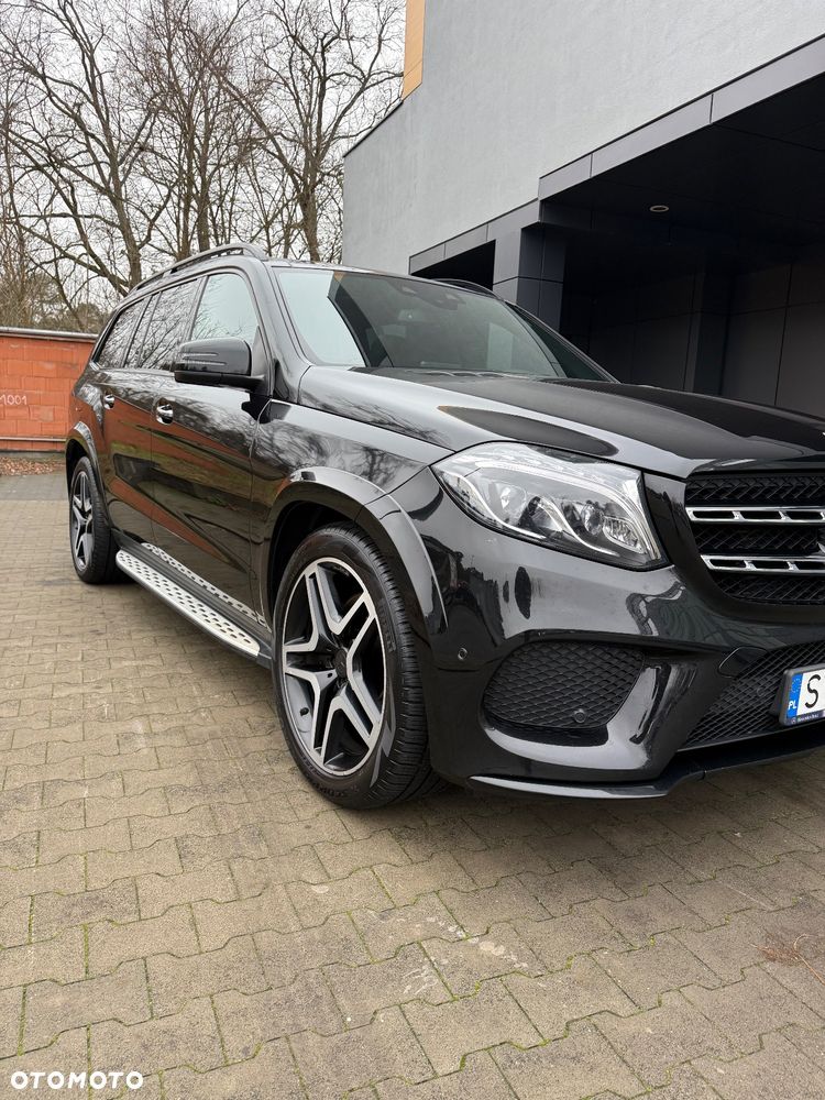 Mercedes-Benz GLS 350 d 4-Matic - 11
