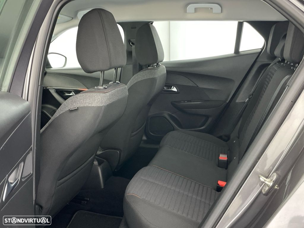 Peugeot 2008 1.2 PureTech Active - 12