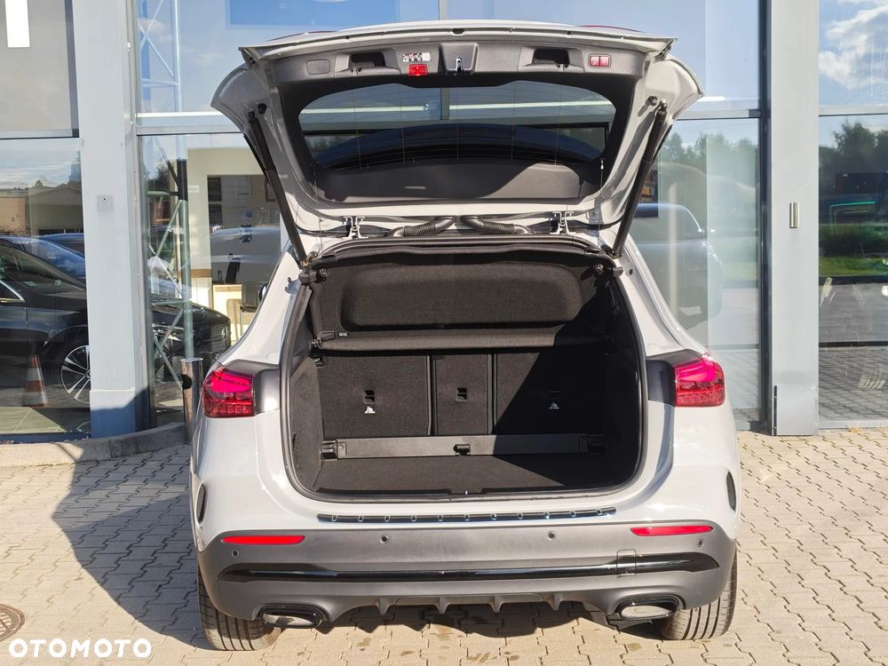 Mercedes-Benz GLA 200 mHEV AMG Line 7G-DCT - 17