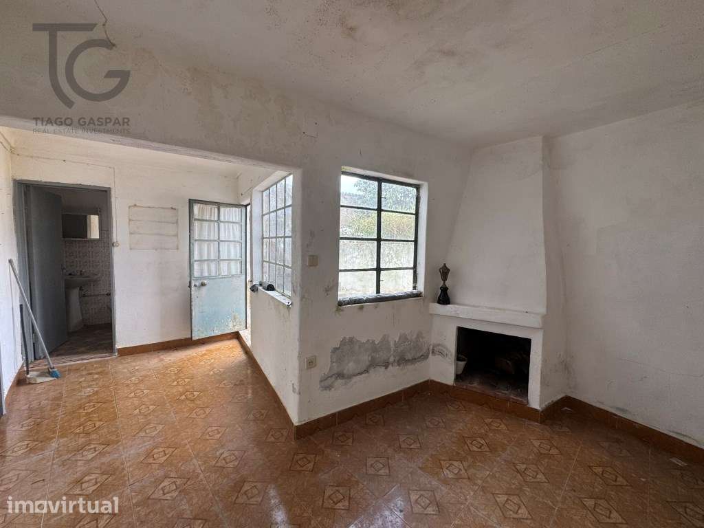 Moradia T2+2 com logradouro no centro de Gavião - Grande imagem: 3/15