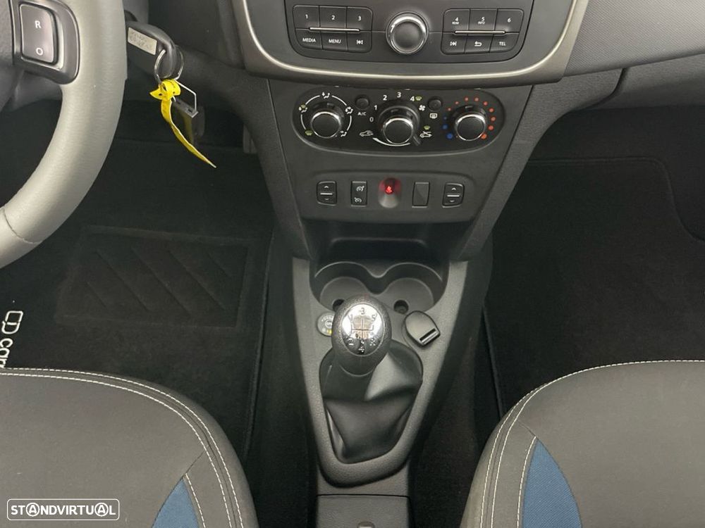Dacia Sandero - 16