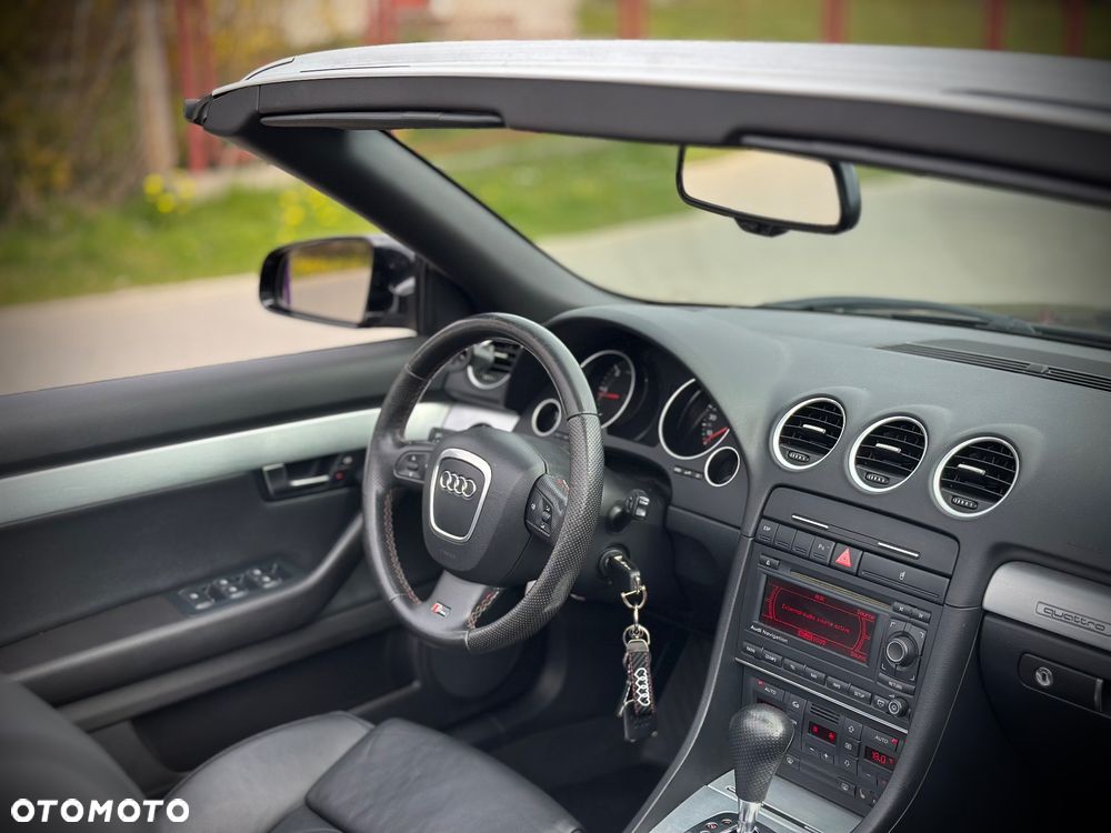 Audi A4 Cabrio - 11