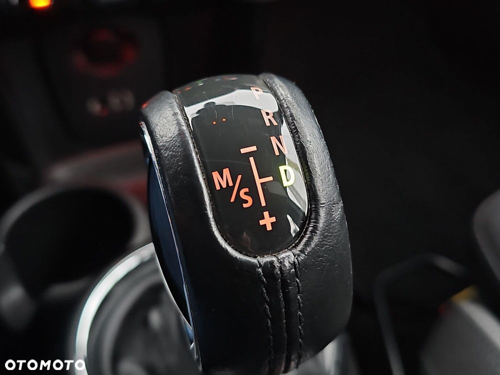 MINI Cooper Standard - 23