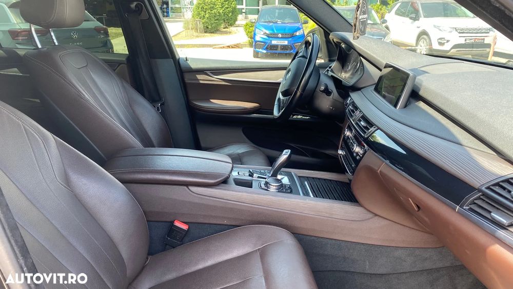 BMW X5 xDrive30d - 13