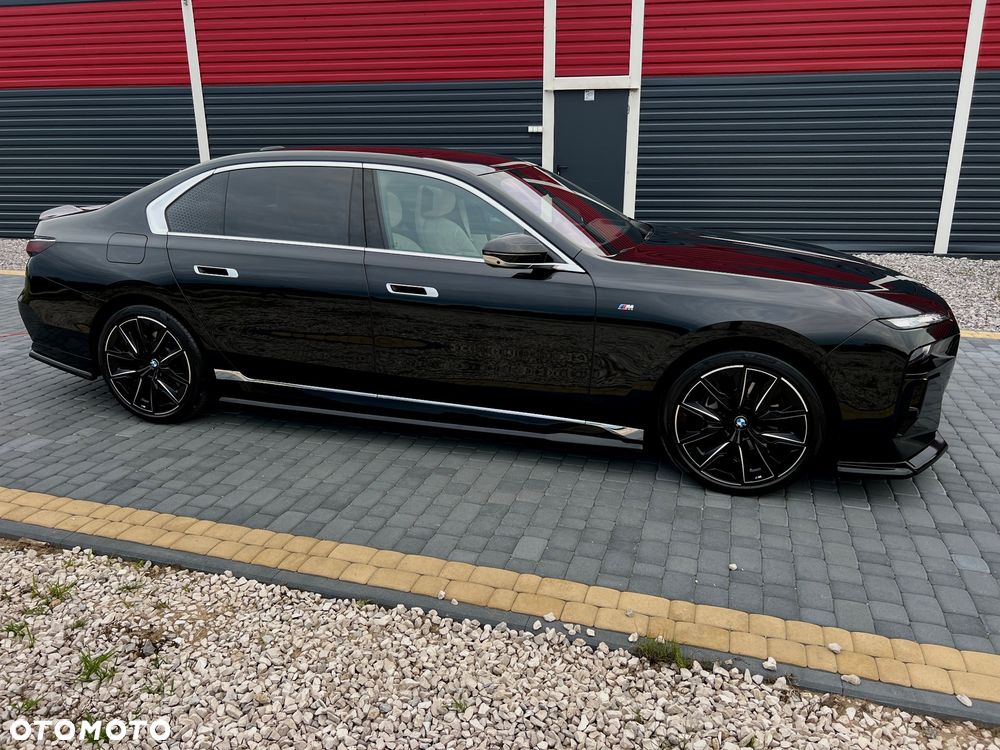 BMW Seria 7 740d xDrive - 16