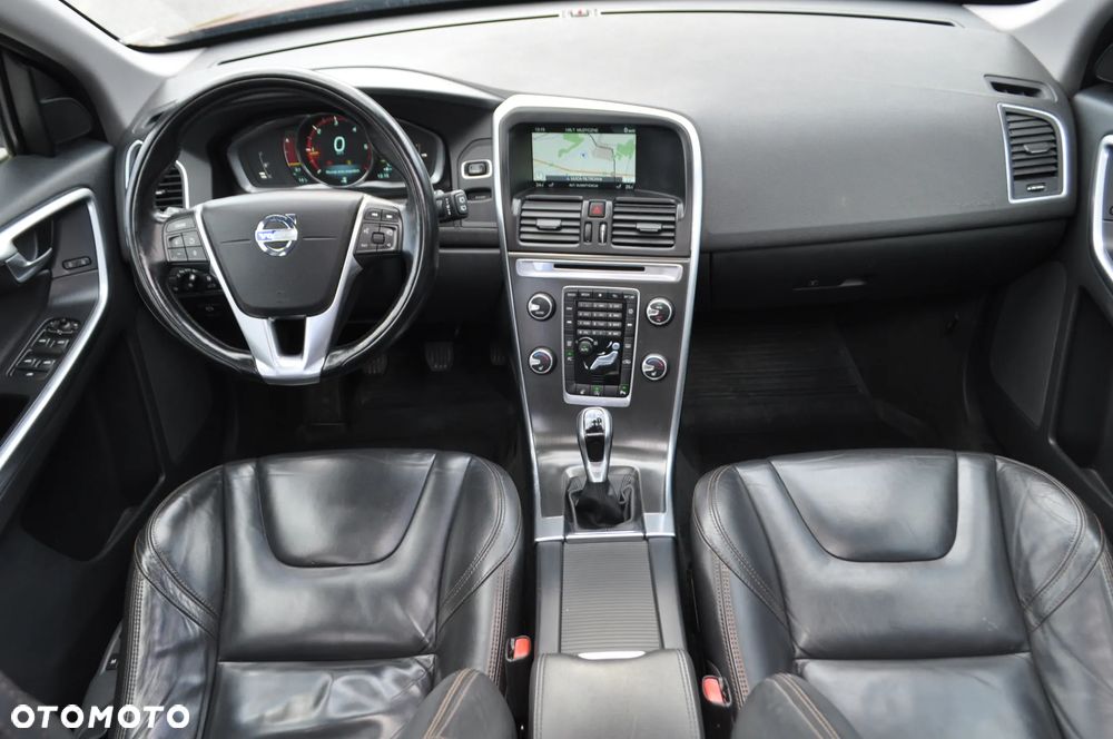 Volvo XC 60 D4 Drive-E Momentum - 19