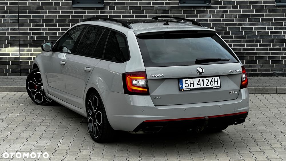 Skoda Octavia 2.0 TDI 4x4 DSG RS - 18
