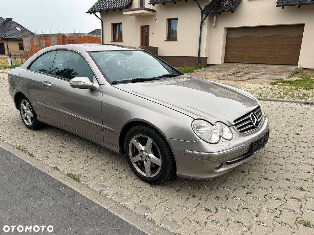 Mercedes-Benz CLK - 3