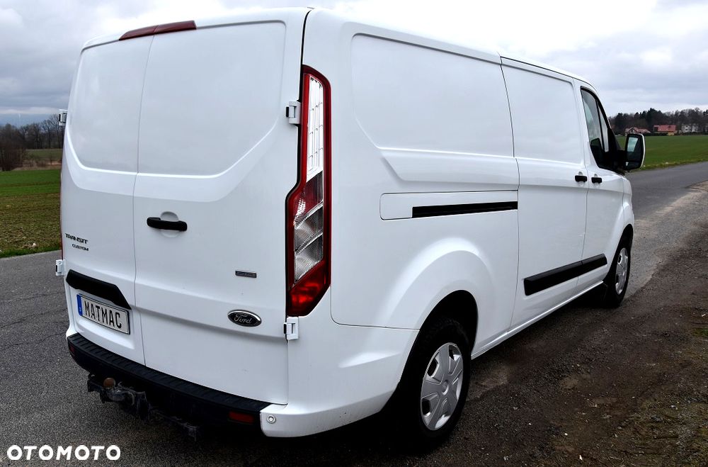 Ford TRANSIT CUSTOM 300 L2H1 - 8