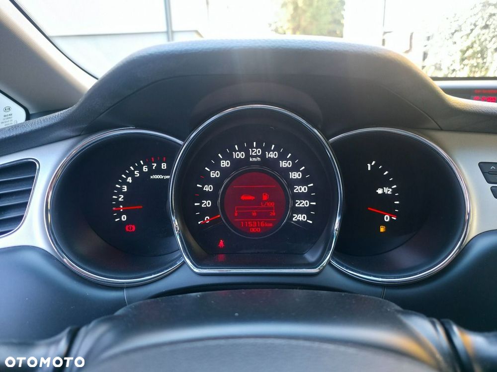 Kia Ceed - 21