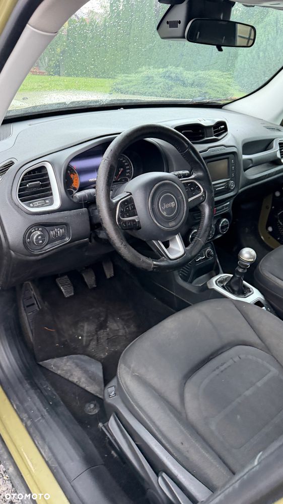 Jeep Renegade - 22