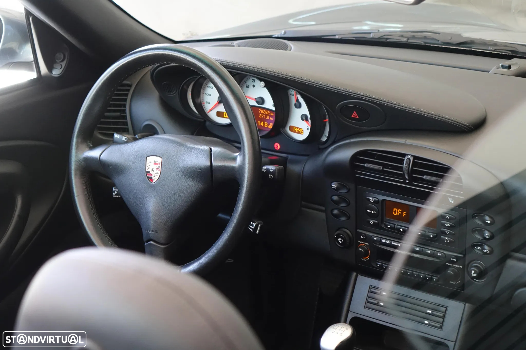Porsche 911 (996) Carrera 4 S - 24