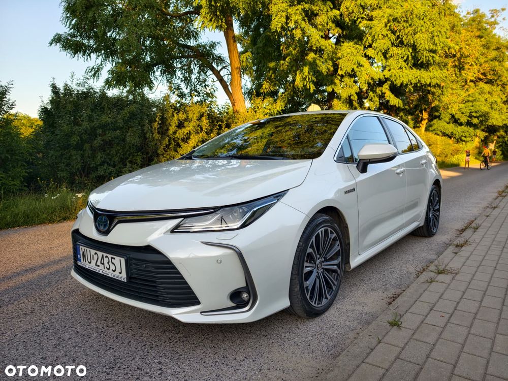 Toyota Corolla 1.8 Hybrid Executive - 3