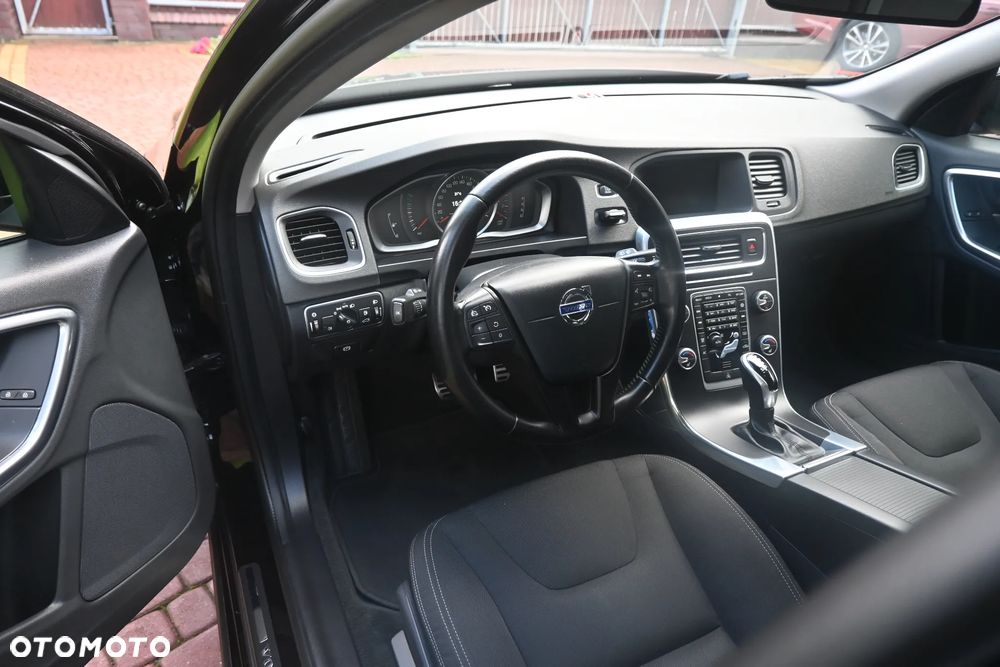 Volvo V60 D2 Drive-E Dynamic Edition (Kinetic) - 30