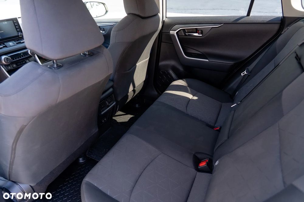 Toyota RAV4 - 25