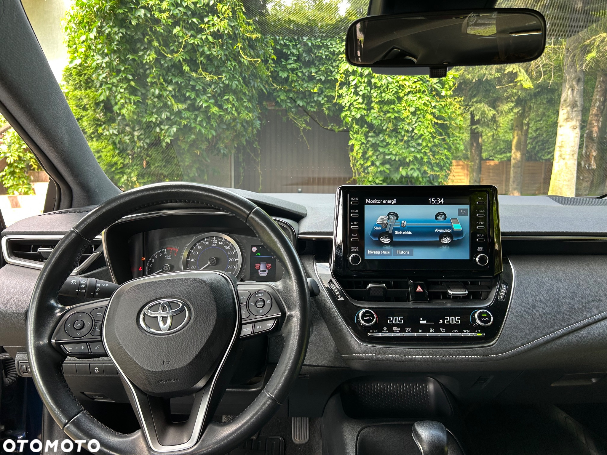 Toyota Corolla 2.0 Hybrid Comfort - 20