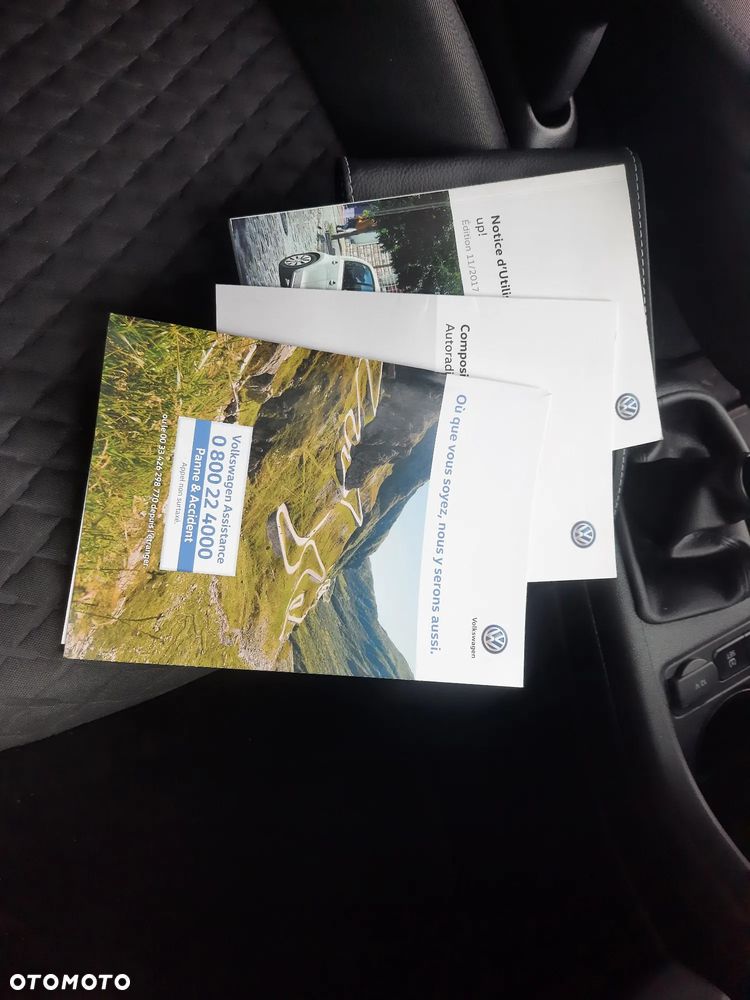 Volkswagen up! (BlueMotion Technology) move - 18