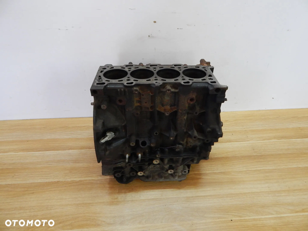 Blok wał silnika 2.0 dci M9R 782 Renault Trafic II vivaro primastar nissan 07-14 Euro 4 Łuków części