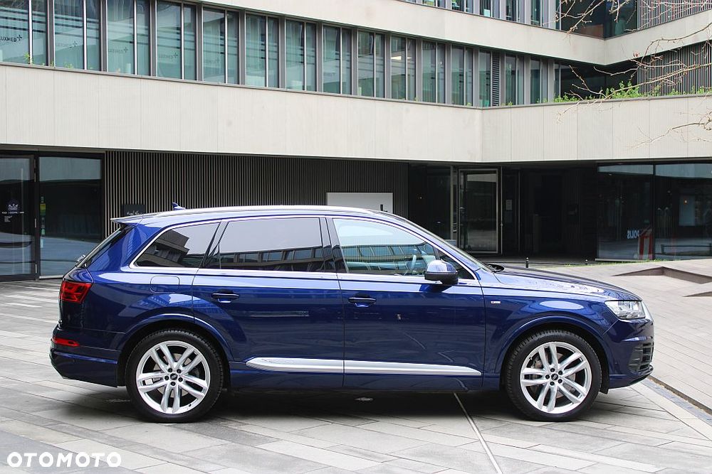 Audi Q7 - 6