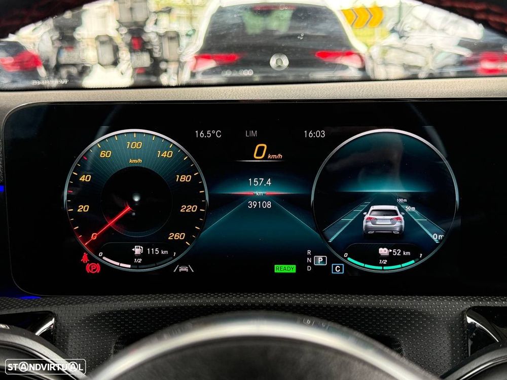 Mercedes-Benz A 250 e 8G-DCT AMG Line - 52