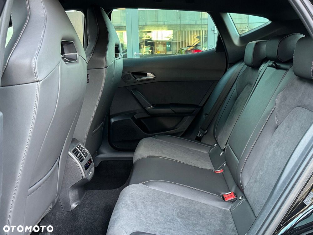Cupra Formentor 1.5 eTSI mHEV DSG - 36